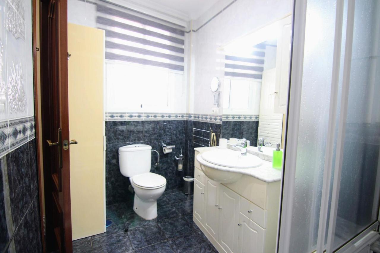 Apartamento Serafin De La Caleta Καντίζ Εξωτερικό φωτογραφία